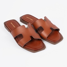 Sergio Leone Brown flip -flops with a square toe 1