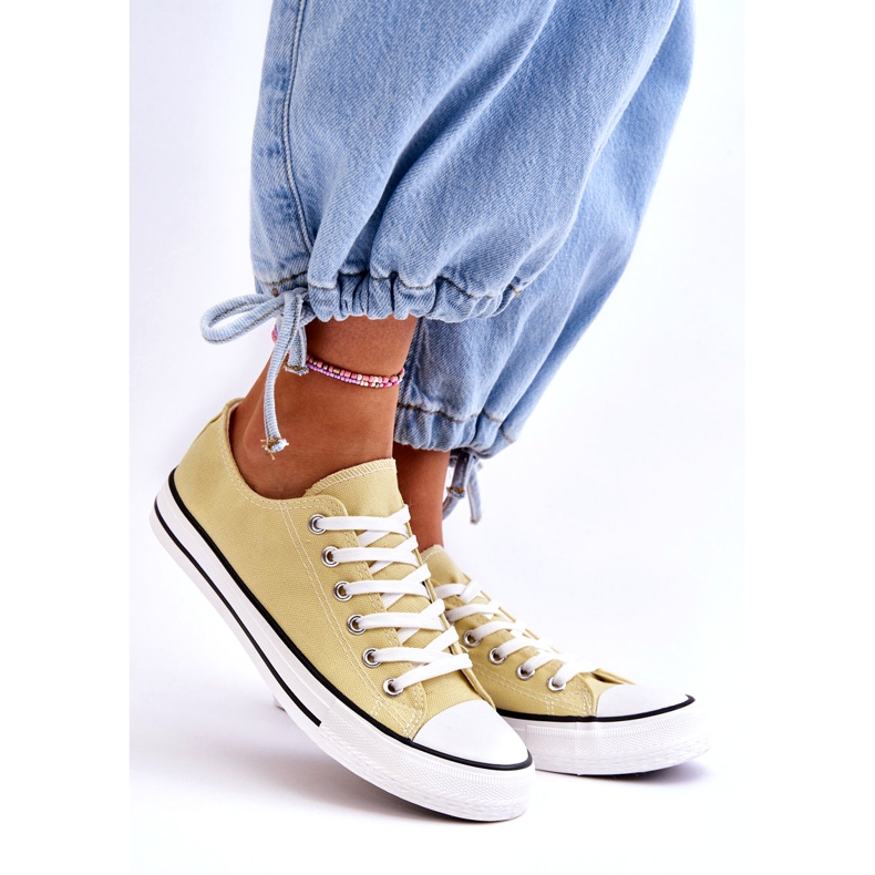Classic Low Women's Yellow sneakers 1