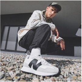 New Balance shoes 327 MS327CWB beige 1 New Balance shoes 327 MS327CWB beige 1