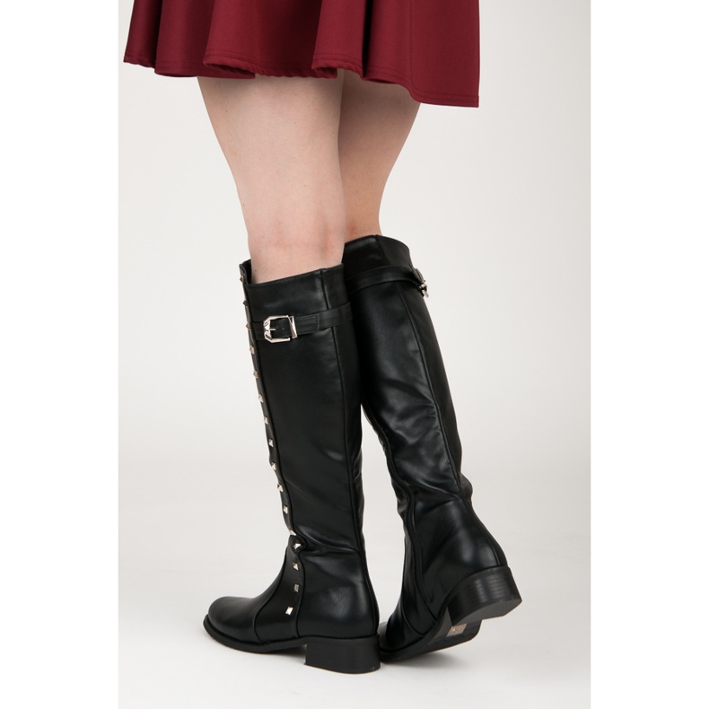 Seastar Classic boots with studs black 2