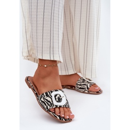Inna Flat women's flip flops with a decorative zebra buckle white 2