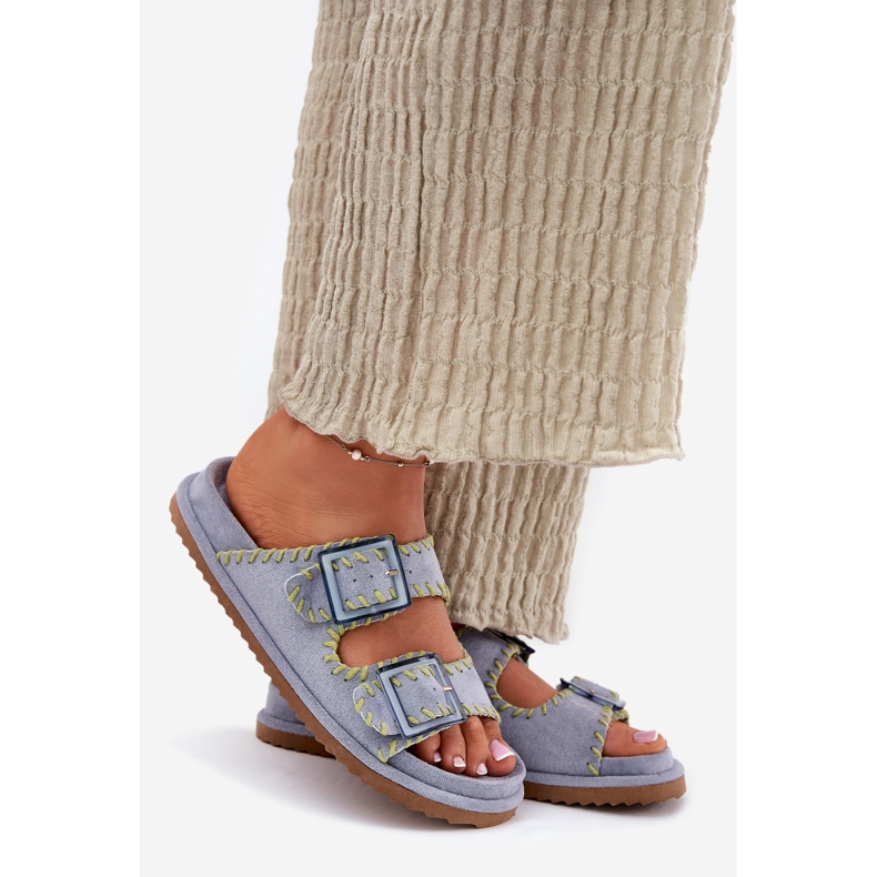 Inna Women's flip flops with buckles and decorative blue hem 1