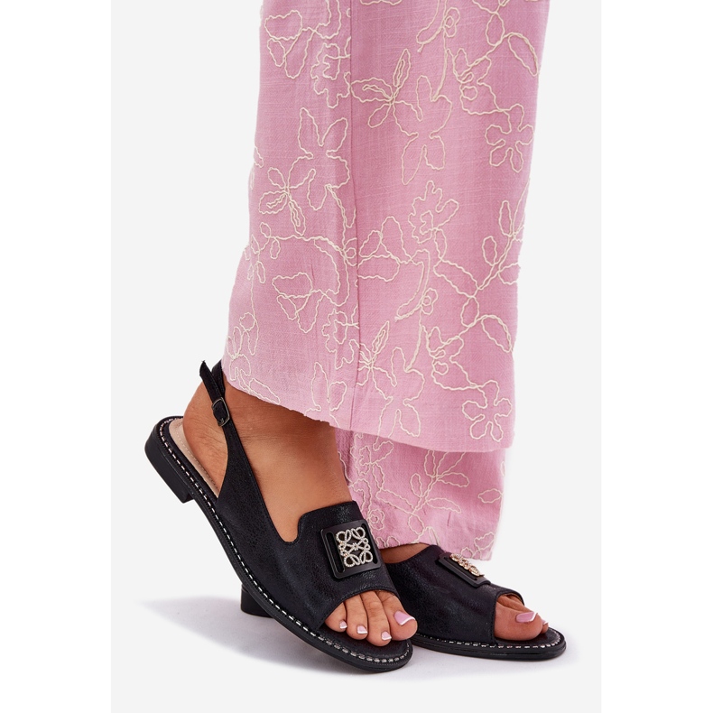 S.Barski Elegant women's flat sandals with an ornament of S. Barski KV51-082 Black 1 S.Barski Elegant women's flat sandals with an ornament of S. Barski KV51-082 Black 1