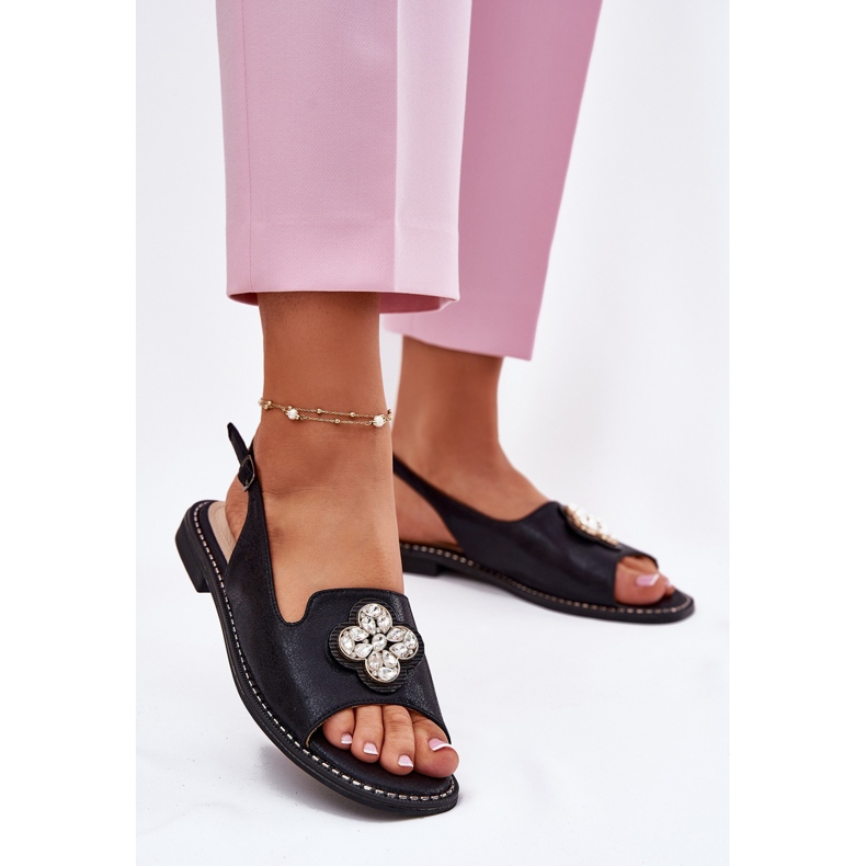 S.Barski Flat-heeled women's sandals with a decorative detail S. Barski KV51-080 black 2