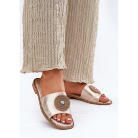 S.Barski Flat-heeled women's flip flops with an ornament of S. Barski KV51-013 zloty golden 2