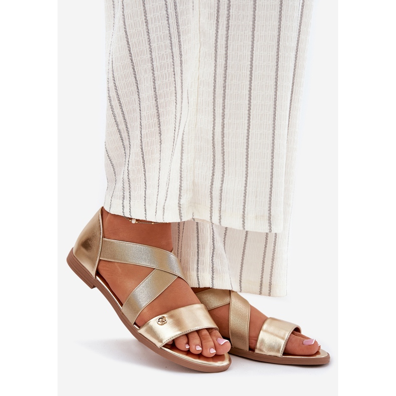 EVento Flat women's sandals with flexible golden stripes 1