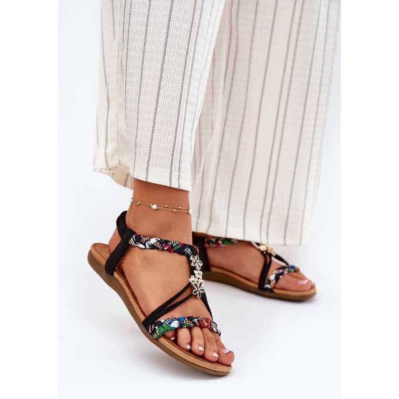 EVento Women's sandals with pins and braided stripes black 2 EVento Women's sandals with pins and braided stripes black 2