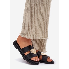 EVento Flat -heeled women's flip flops with a golden decoration black 1