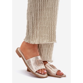 S.Barski Women's flat-heeled flip-flops with an ornament S. Barski KV51-089 gold golden 1 S.Barski Women's flat-heeled flip-flops with an ornament S. Barski KV51-089 gold golden 1