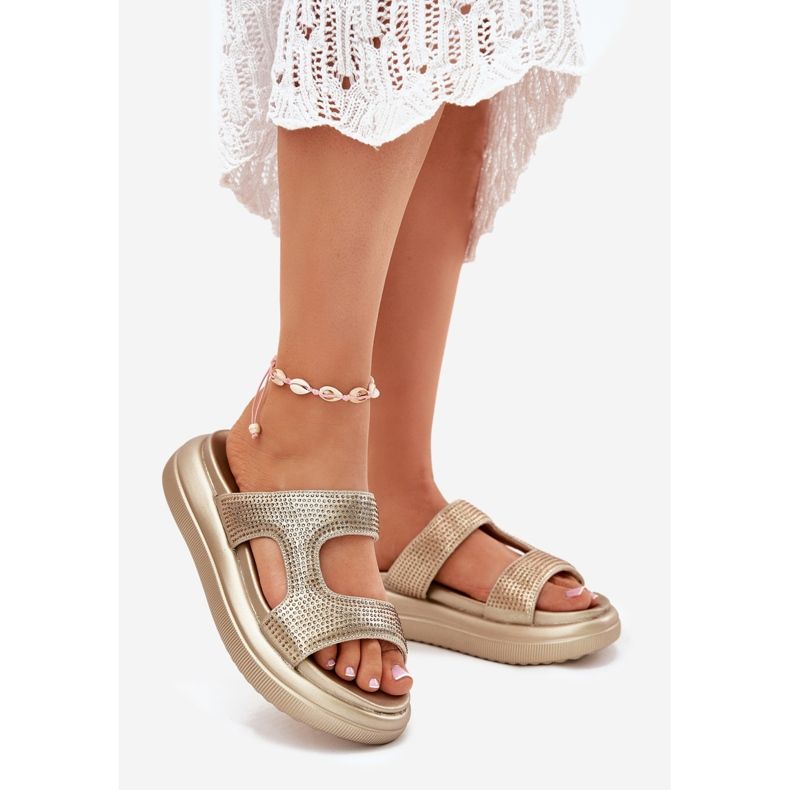 Inna Decorated women's flip flops on the gold platform golden 1 Inna Decorated women's flip flops on the gold platform golden 1