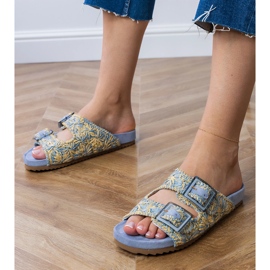 Blue crochet flip flops with stripes clamps 1 Blue crochet flip flops with stripes clamps 1