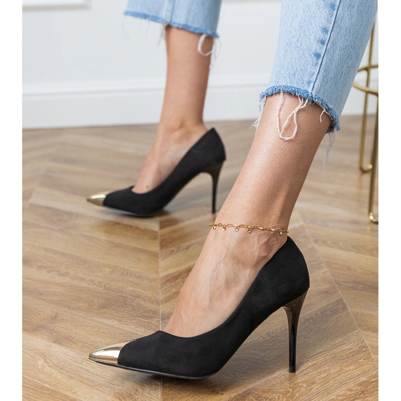 Black ecosam pumps with a metallic toe 2