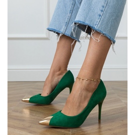 Green ecosam pumps with a metallic toe 1