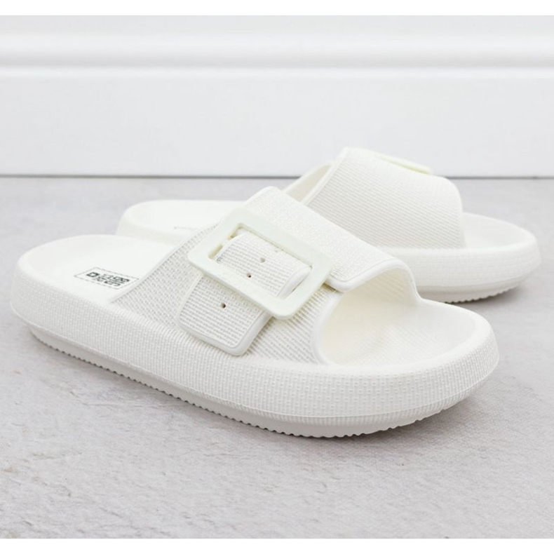 Women's slippers big star rr274a584 white 1