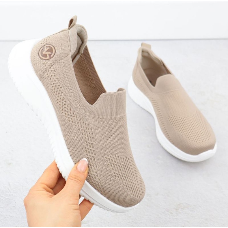 Women's sports shoes Vinceza 17367 beige 1