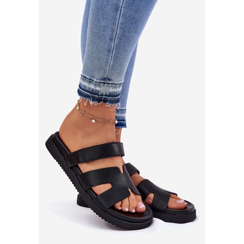 Women's flip flops with Vinceza 17401 Velcro black 1