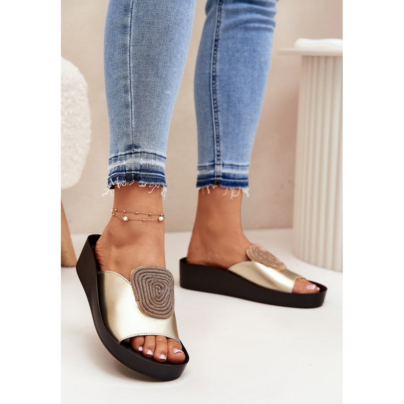 S.Barski Women's leather flip-flops with an ornament KV51-028 PLN golden 2
