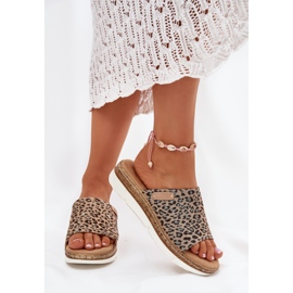 Women's flip flops leopard brown 2 Women's flip flops leopard brown 2