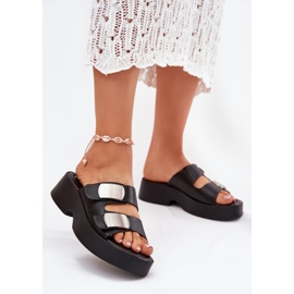 Women's flip flops with Eco Black leather stripes 2