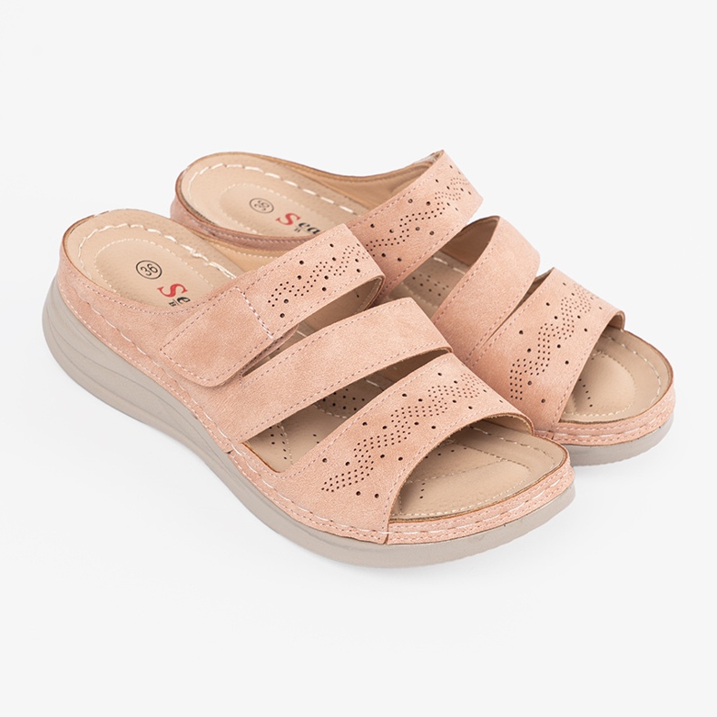 Seastar Light pink flip flops on a low wedge 1