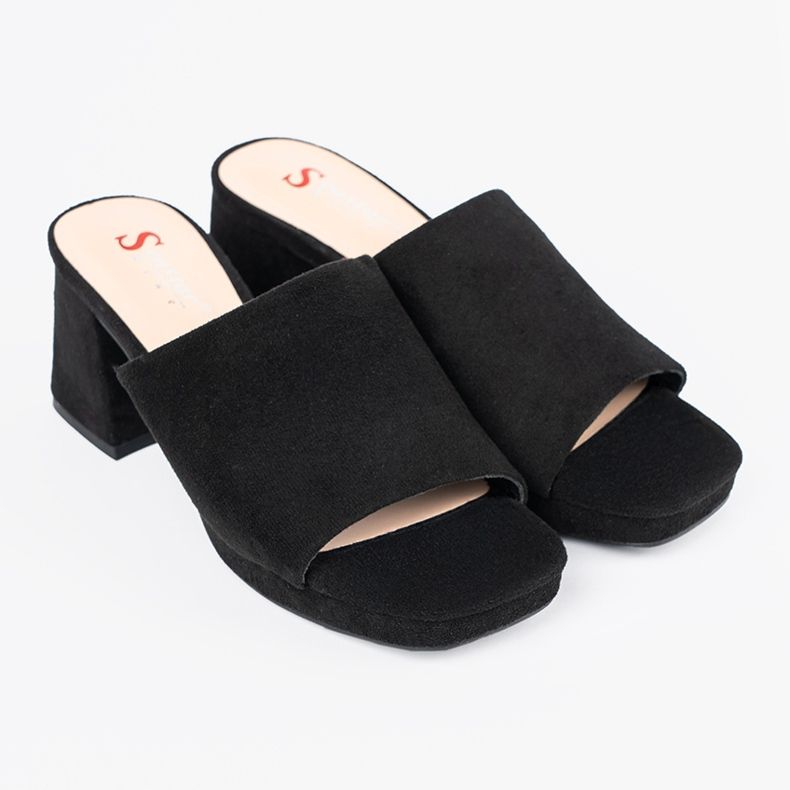 Seastar Women's black high heels 1