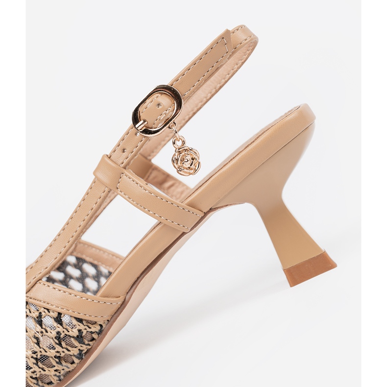 Goodin Low -heeled openwork pumps beige 1