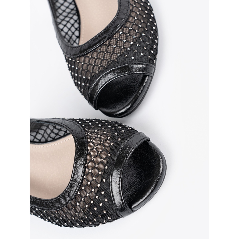 Goodin Black sandals with a decorative mesh 1