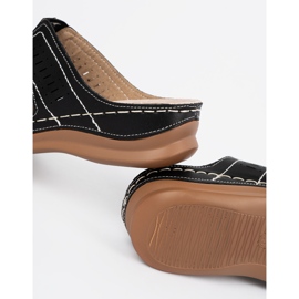 Black women's slippers 1