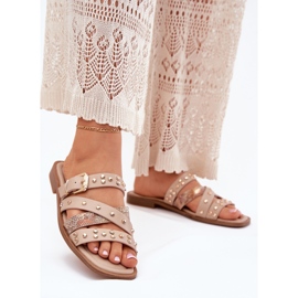 Decorated women's flat -heeled women's flip flops with stripes and a beige clamp 2