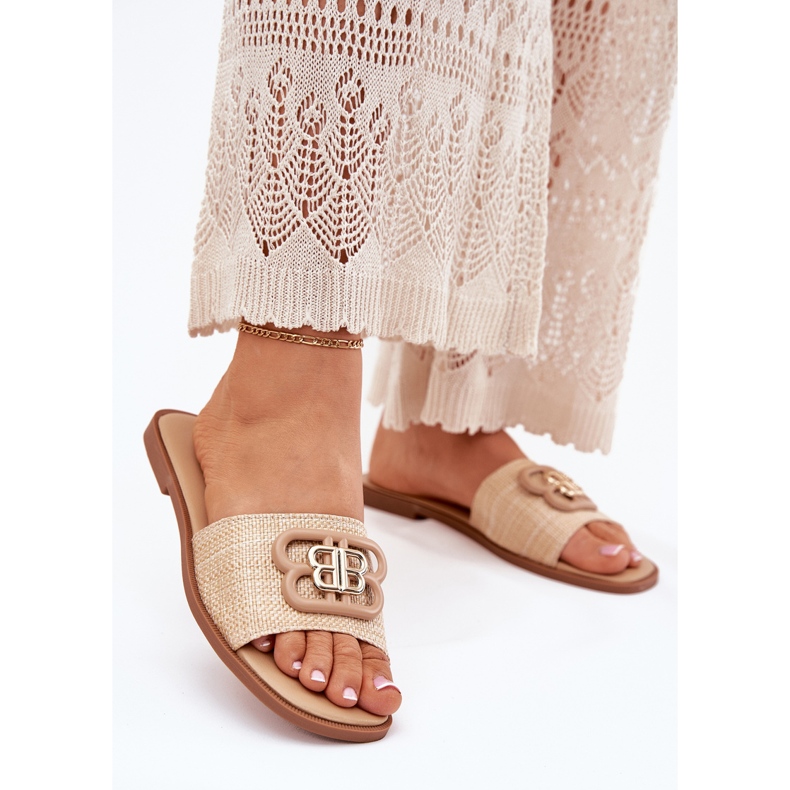 Flat women's flip flops with decorative detail beige 2