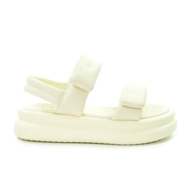 Goe nn2n4102 sandals white 2