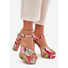 Patterned sandals on the post and pink-green platform 2