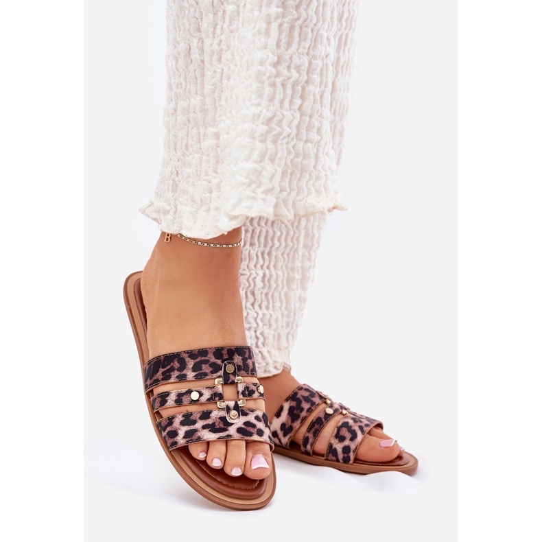 Flat women's flip flops with a golden detail leopard brown 1