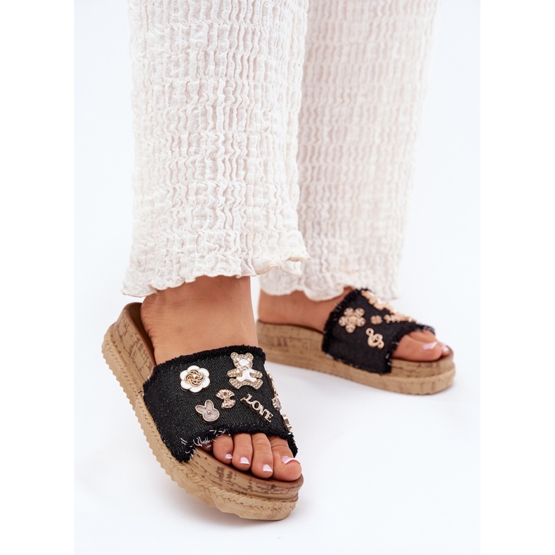 Women's flip flops with golden pins on the platform black 2 Women's flip flops with golden pins on the platform black 2