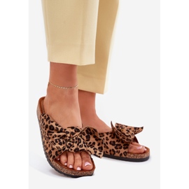 Women's flip flops on a cork sole with a bow bowl brown 1