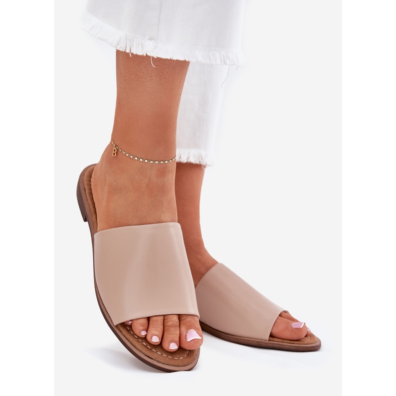 EVento Women's leather flat beige flip flops 1