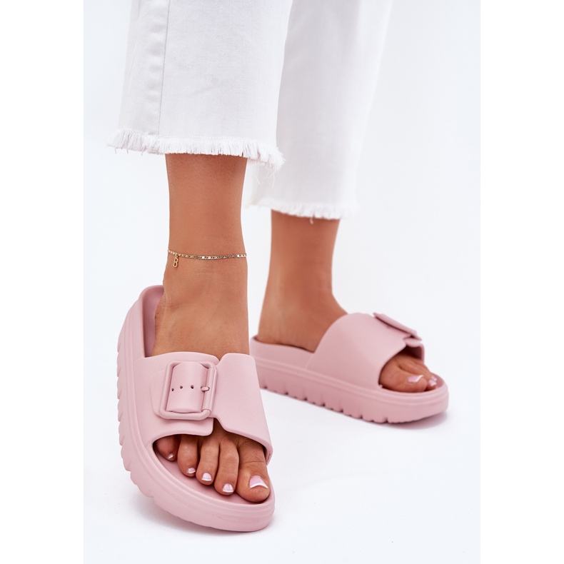 EVento Women's foam slippers on the platform with a pink buckle 2