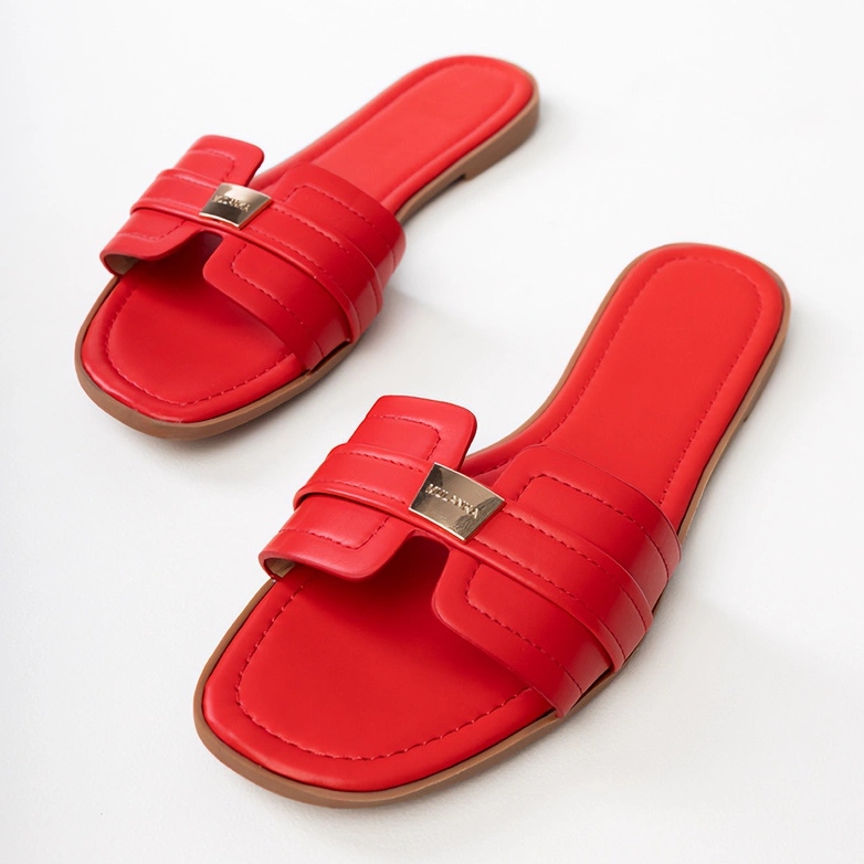 Red women's slippers with an ornament on the belt 1