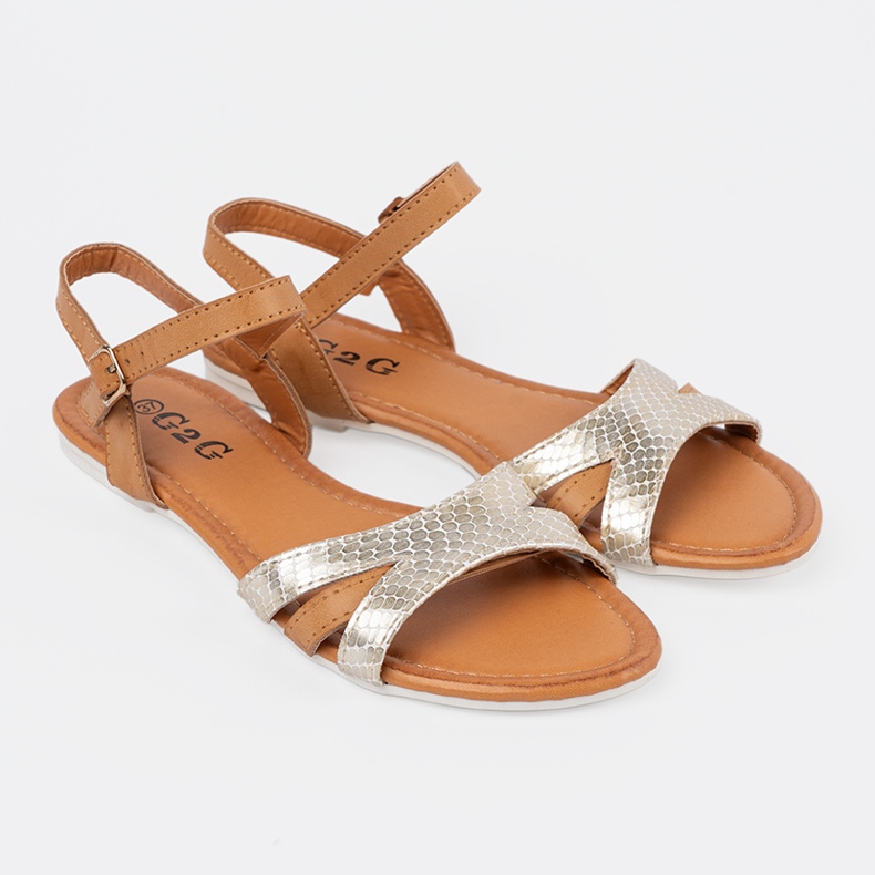 Beige gloss sandals 1