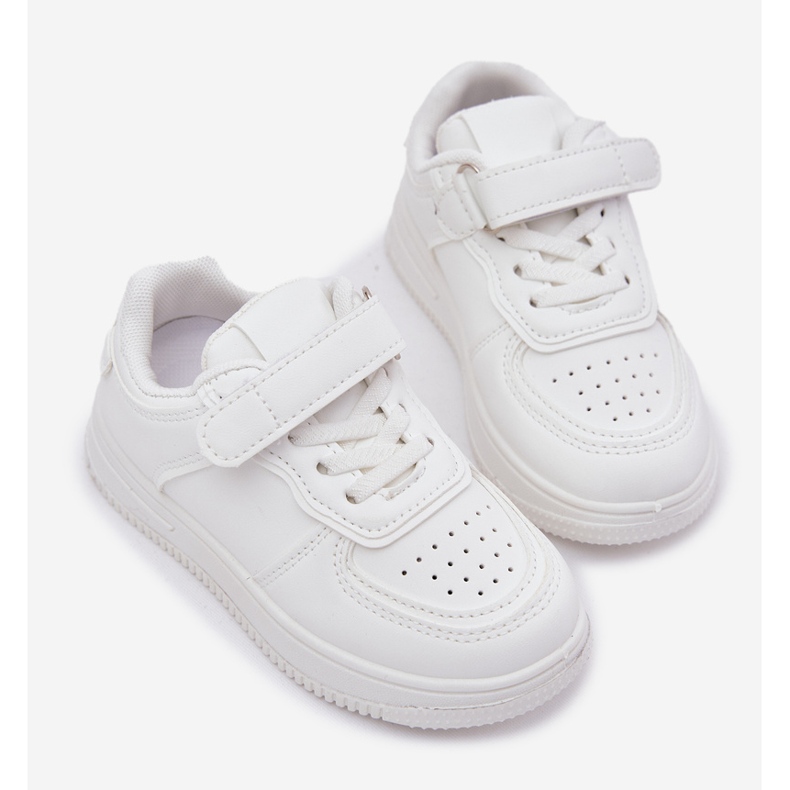 Children's sports shoes with eco leather white 2