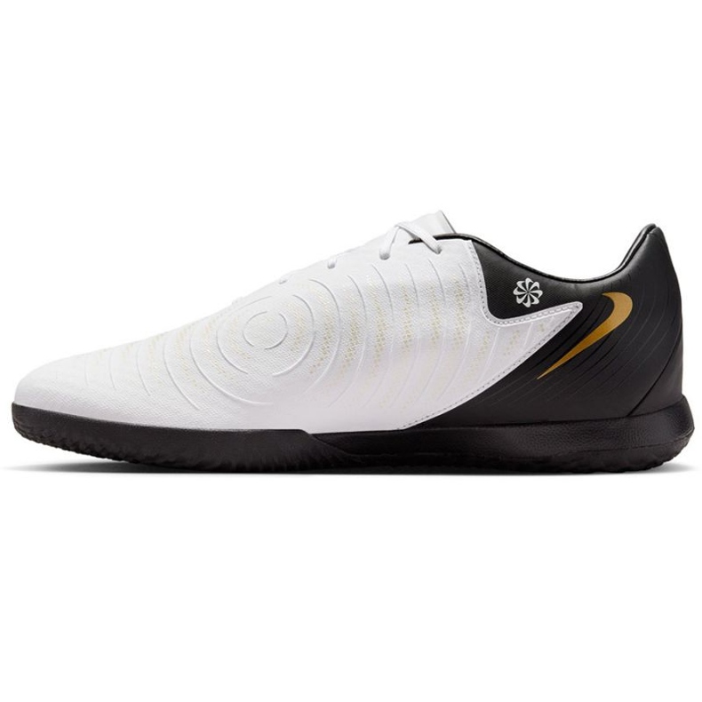 Nike Phantom GX II Academy IC FJ2581-100 football shoes white 1 Nike Phantom GX II Academy IC FJ2581-100 football shoes white 1