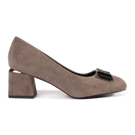 Pumps on the post beige with a bow brown 1
