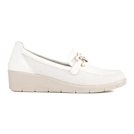 Seastar White wedge shoes with a decorative chain 1 Seastar White wedge shoes with a decorative chain 1