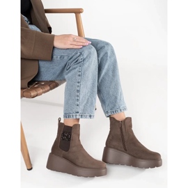 Goodin Brown boots suede chetsboxes 2
