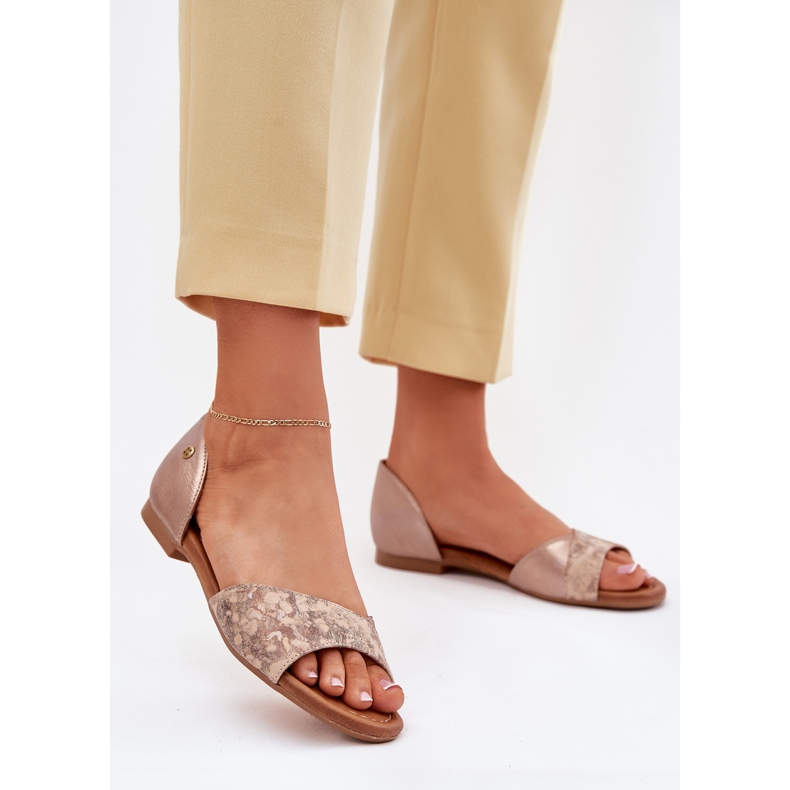 Maciejka flat-heeled women's leather sandals 06947-25 PLN golden 2 Maciejka flat-heeled women's leather sandals 06947-25 PLN golden 2