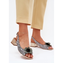 Women's leather sandals on a block with a decorative flower Laura Messi 2973 white and black 2 Women's leather sandals on a block with a decorative flower Laura Messi 2973 white and black 2