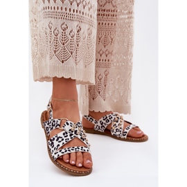 Flat-heeled women's sandals with golden-white studs 2