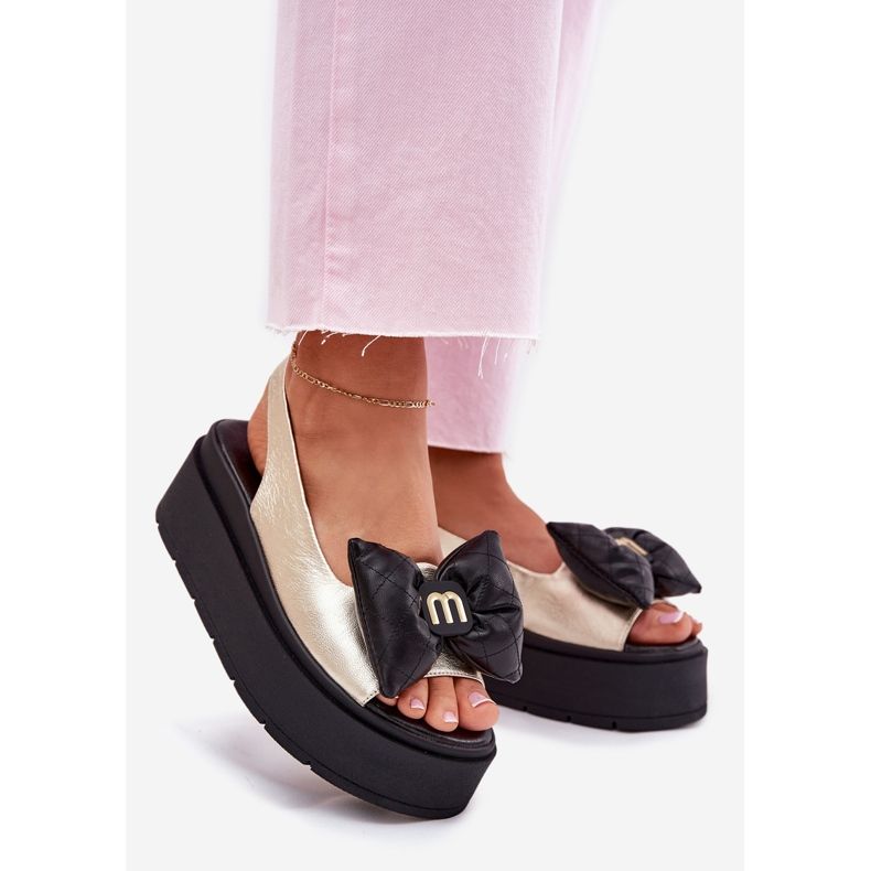 CheBello Women's leather sandals on the platform with cheello 4641 gold and black golden 1