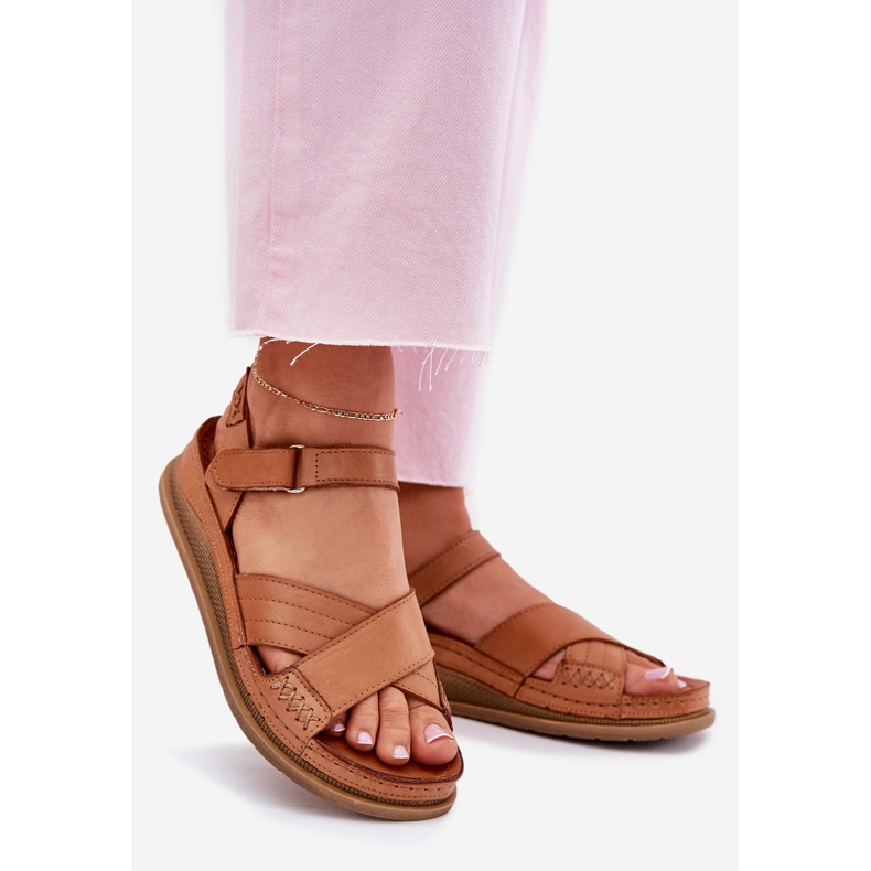 Women's leather sandals on the platform maciejka L7064-04 brown 1