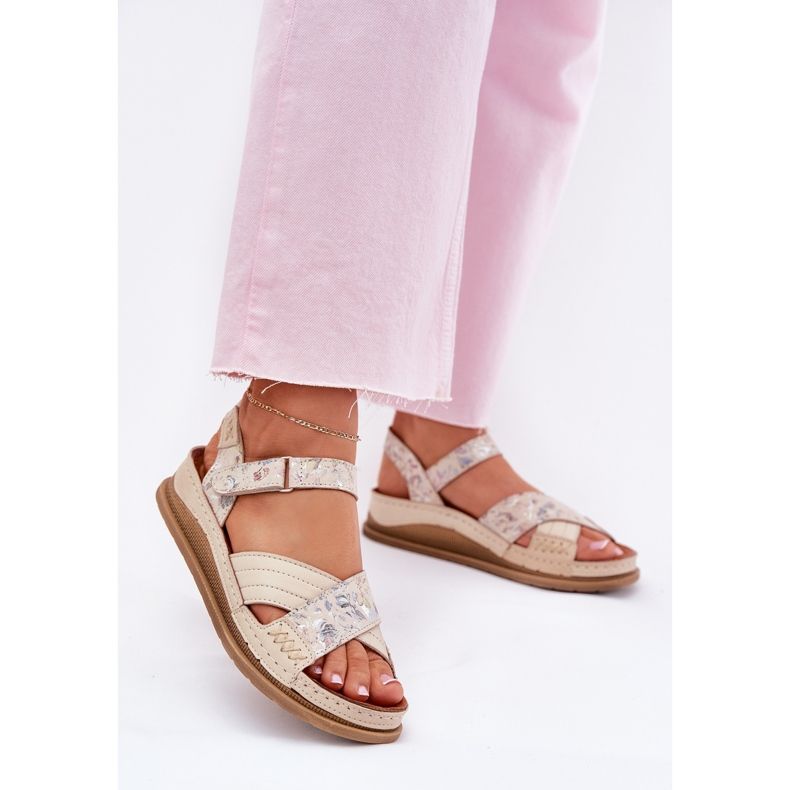 Women's leather sandals on the Maciejka L7064-37 Ecru platform beige 2